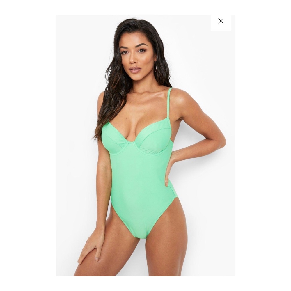 UNDERWIRED SWIMSUIT